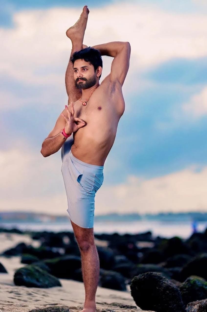 Dr Shivam Mishra sir yoga pose