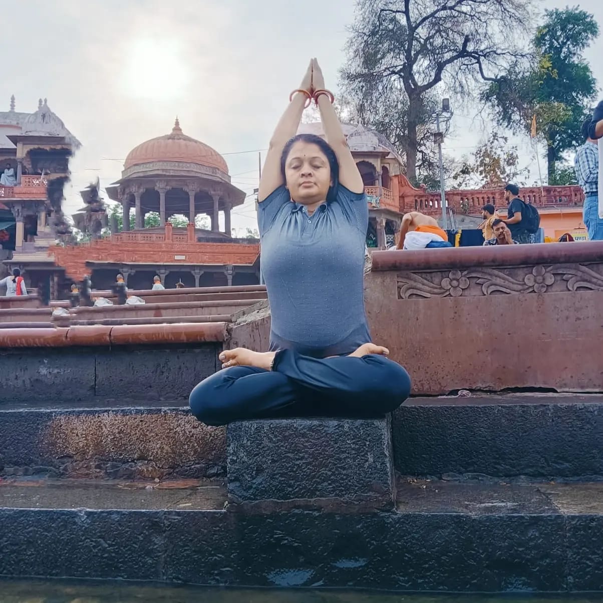 Gayatri Nishod