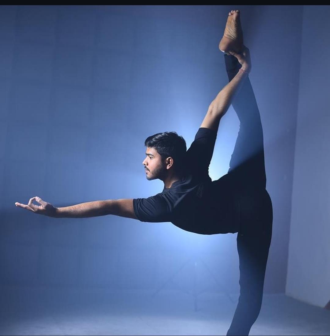 best female yoga teacher in gurugram