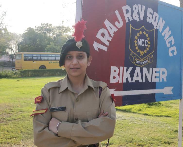 Pallavi Charan – Yoga Teacher SKM Yoga