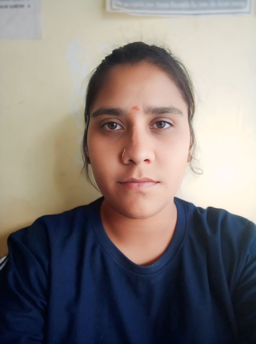Shradha Kurmi – Yoga Teacher SKM Yoga