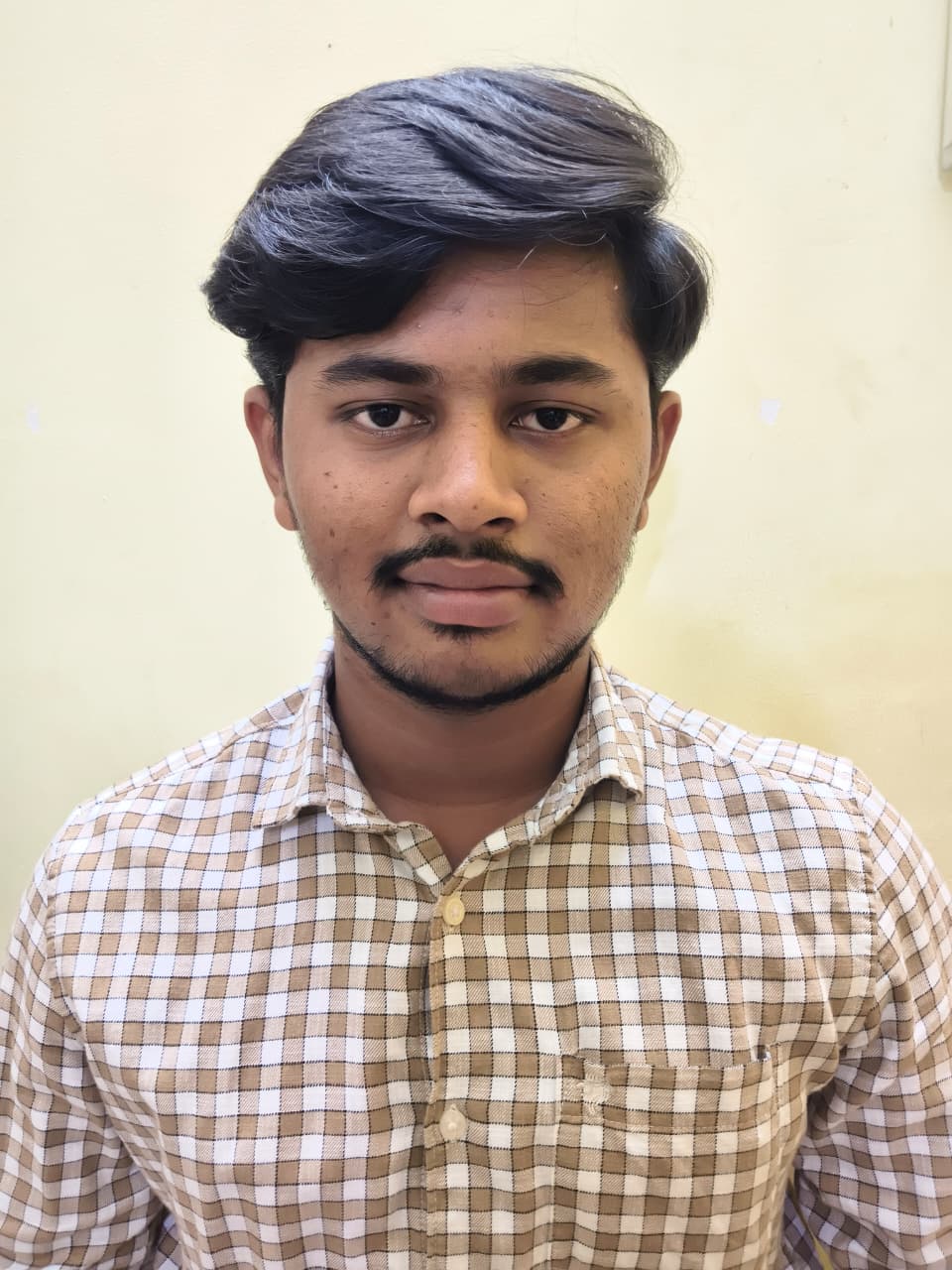 Shridhar Ghodake – Yoga Teacher SKM Yoga