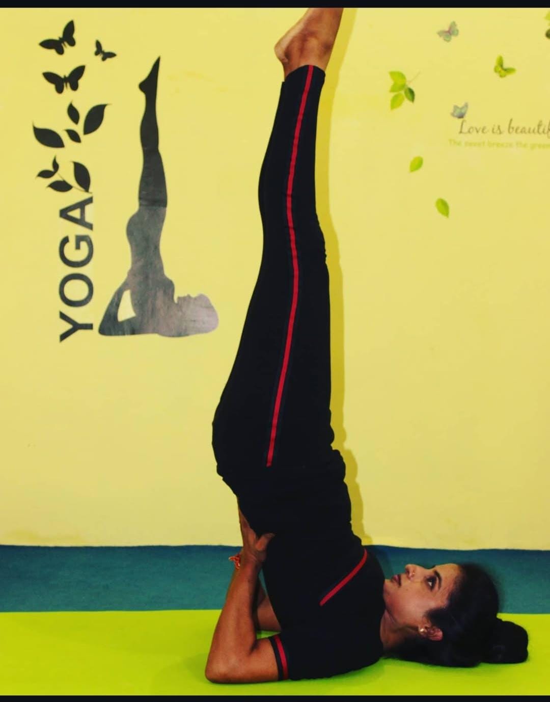 Yoga Teacher in Chauras 