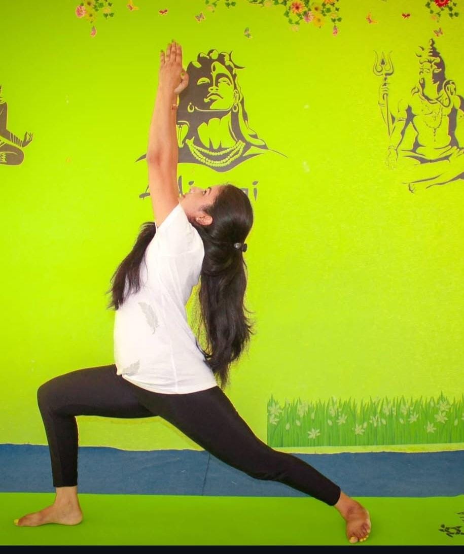 Yoga Teacher in Chauras 