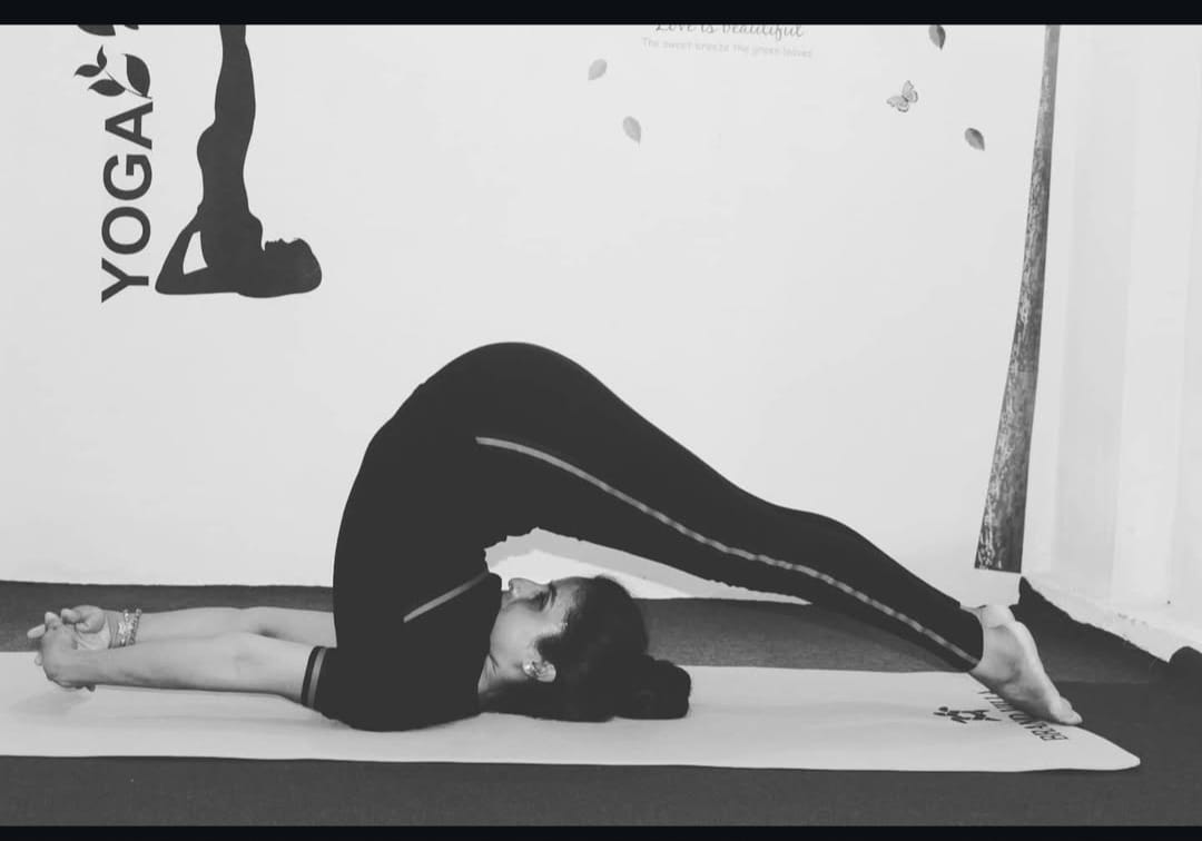 Yoga Teacher in Chauras 