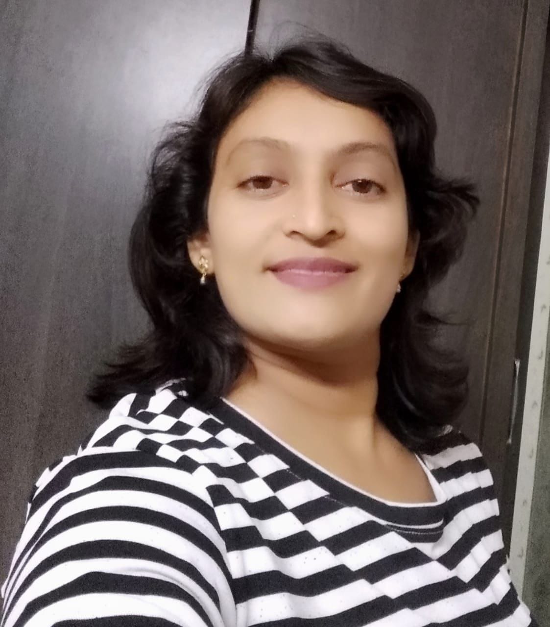 Vimla Vachnani – Yoga Teacher SKM Yoga